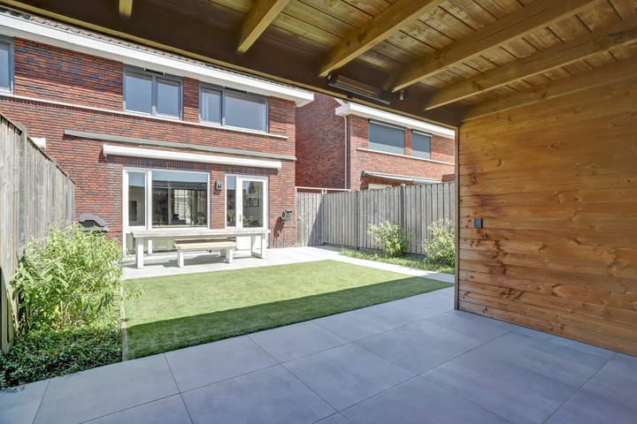 Foto 33 van Schoenmaker 7