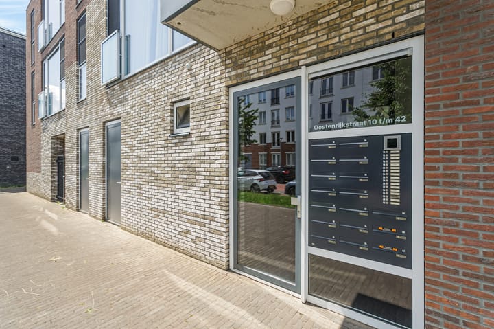 Foto 30 van Oostenrijkstraat 30