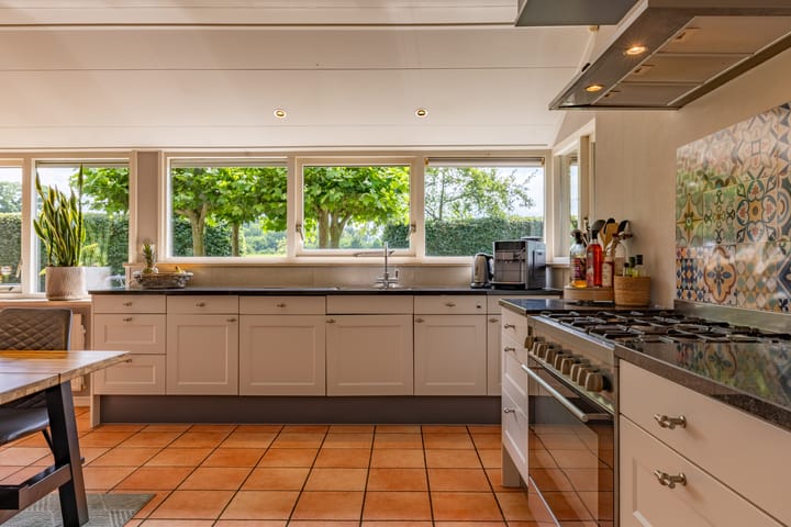 Foto 11 van Vredenseweg 111