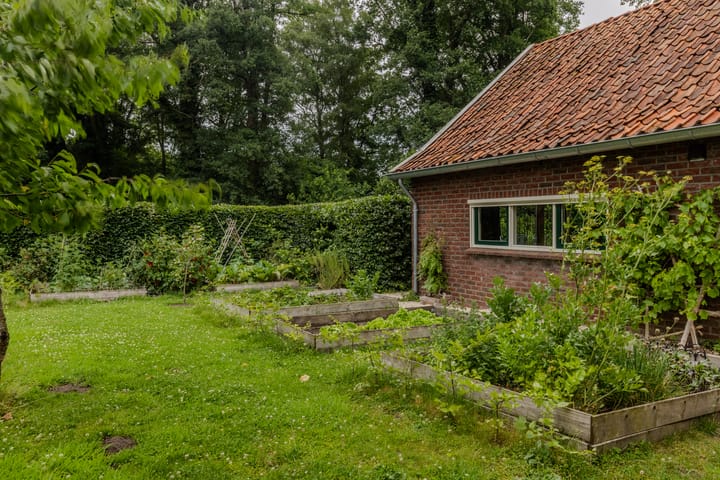 Foto 48 van Vredenseweg 111