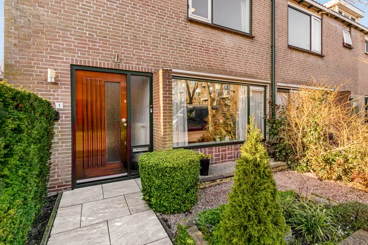 Foto 5 van van Wassenaarstraat 1