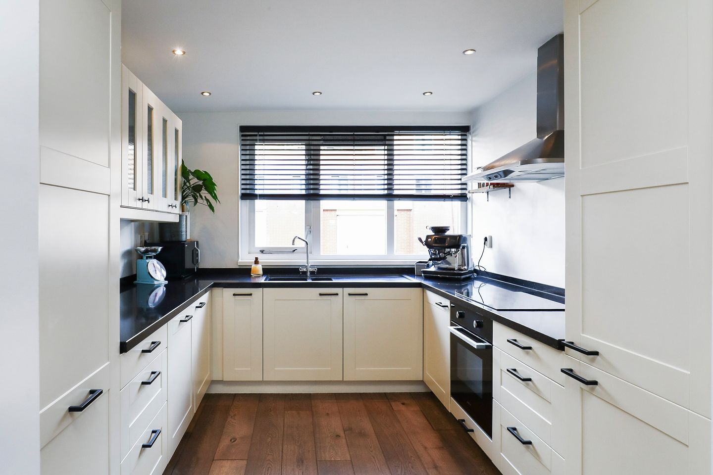 Foto 4 van Rossinilaan 5