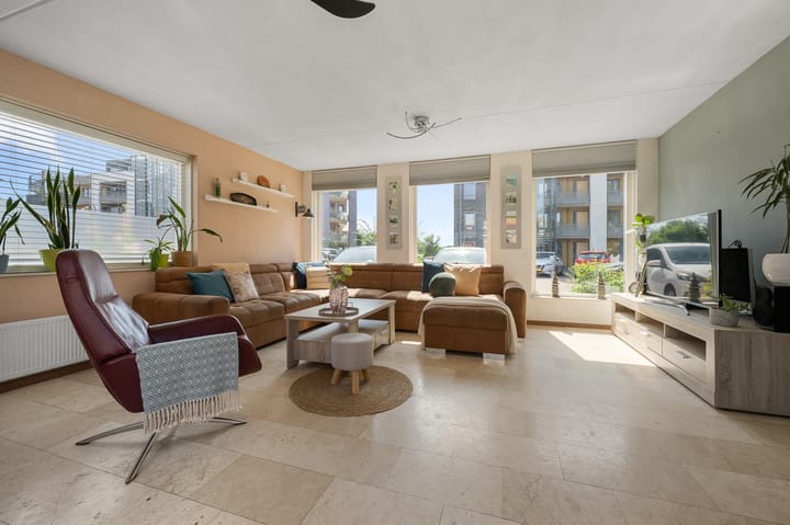 Foto 6 van Mediterraan 18