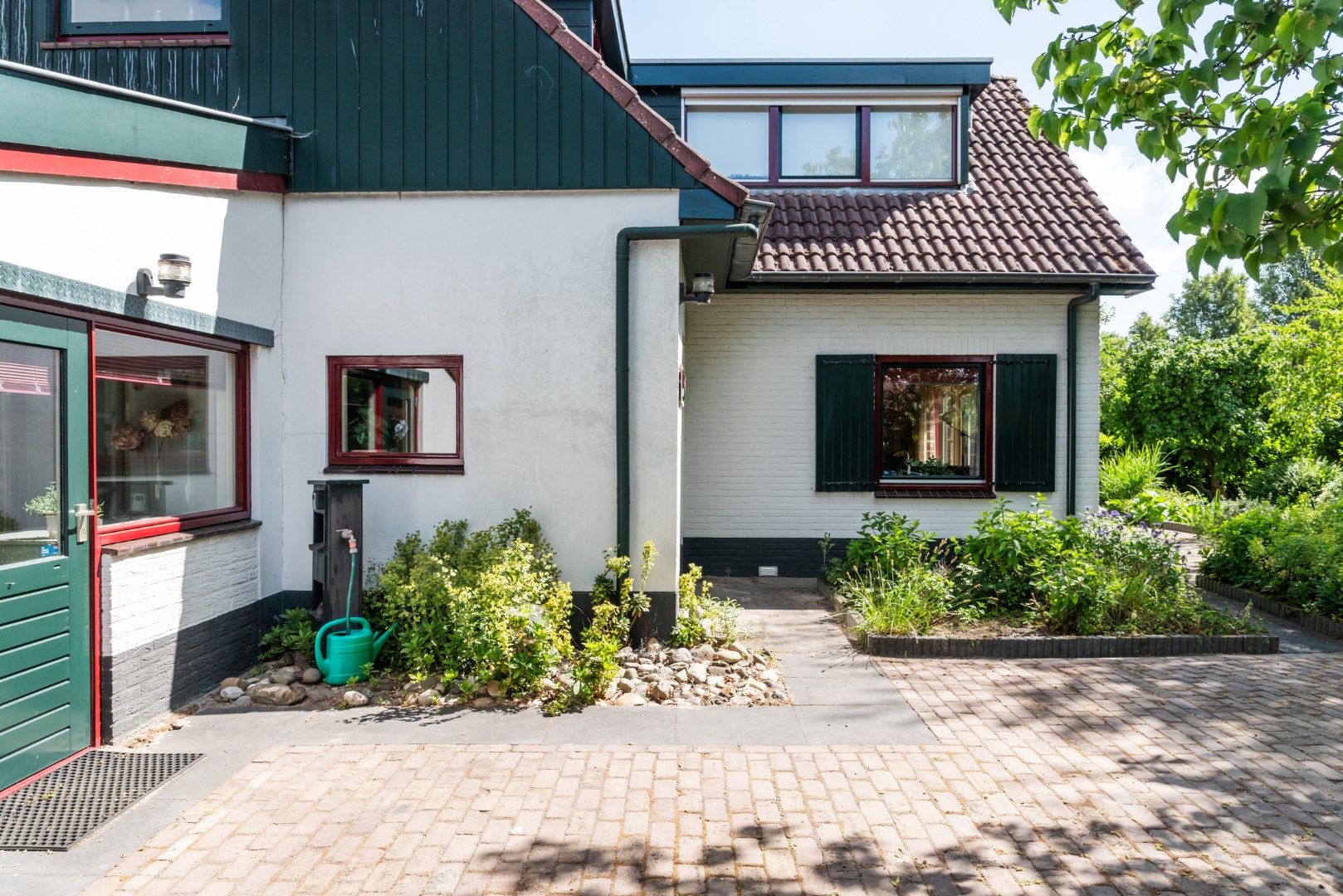 Foto 36 van Dorpsstraat 6