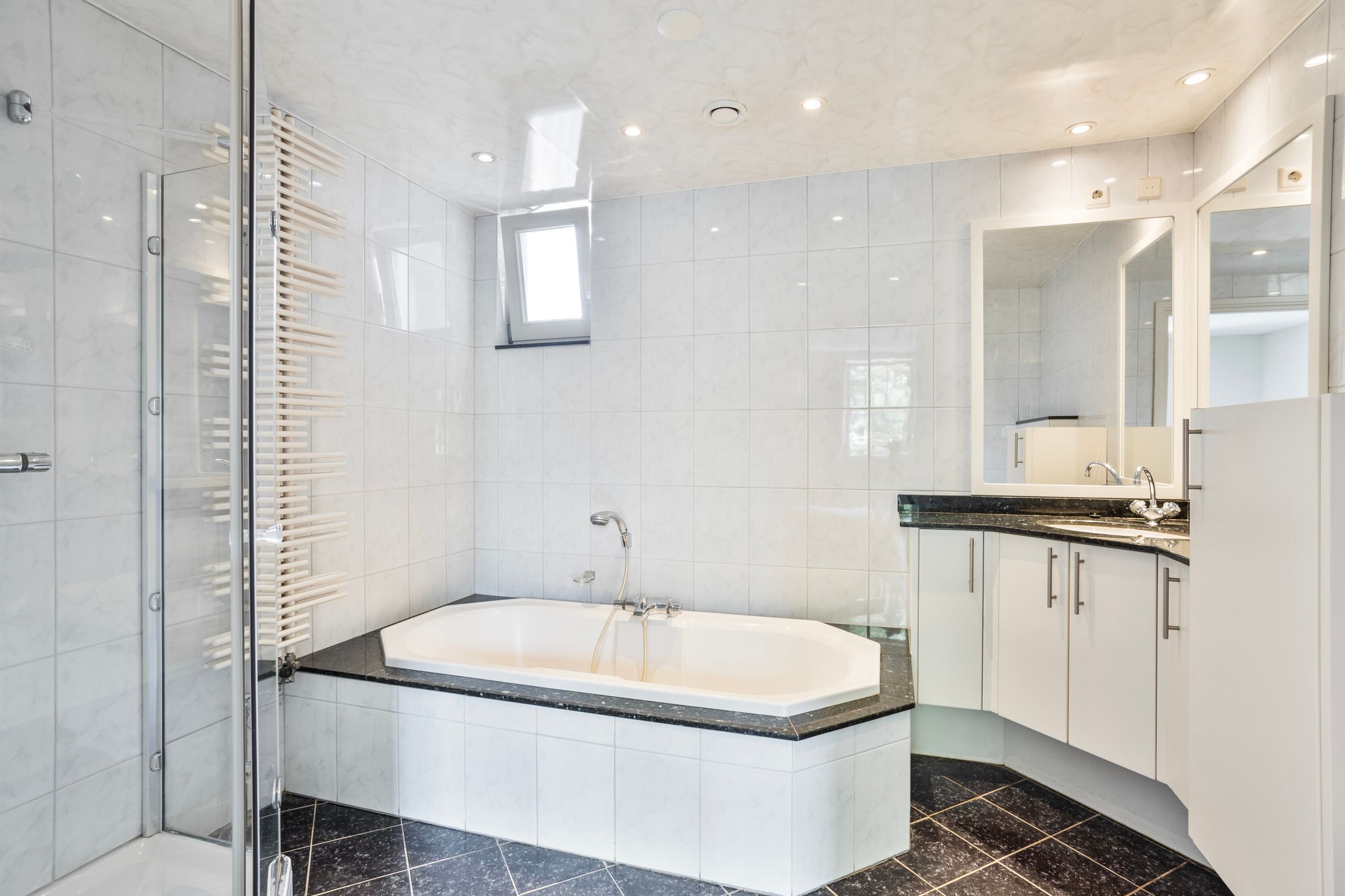 Foto 21 van Dorpsstraat 6