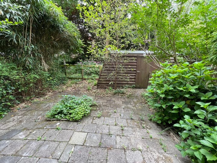 Photo 10 of Pieter Lodewijk Takstraat 20-A