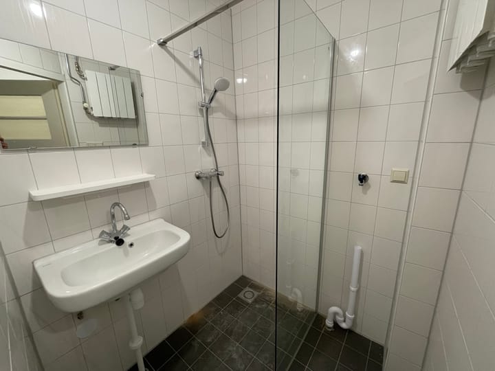 Photo 12 of Pieter Lodewijk Takstraat 20-A