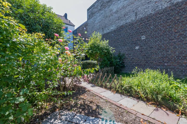 Foto 28 van Grensstraat 10