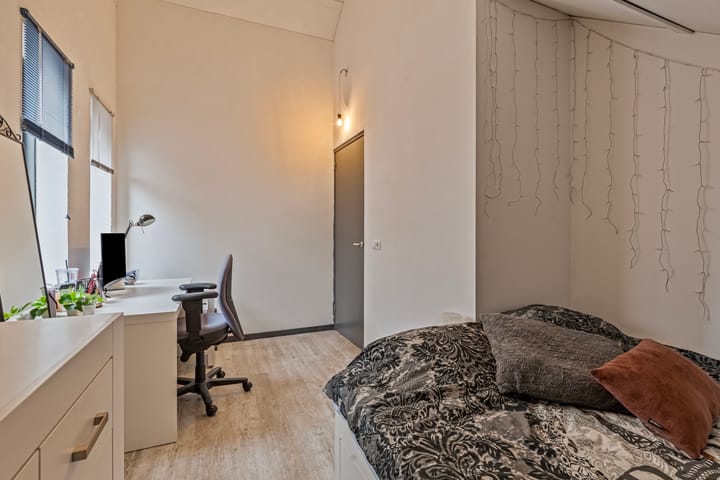 Foto 22 van Kaftanstraat 25