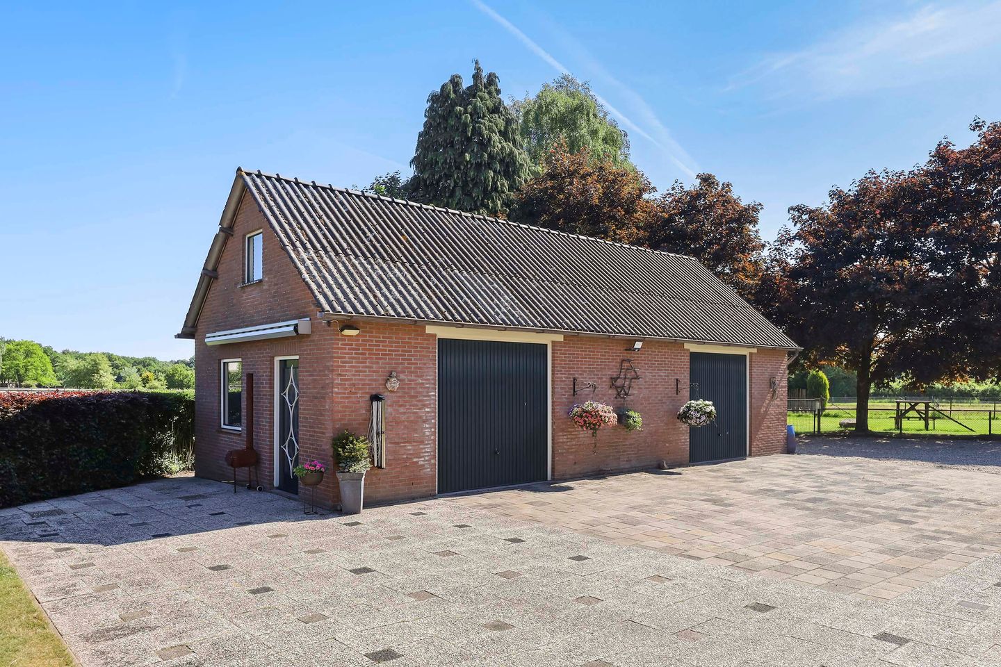 Photo 4 of Engeland 33