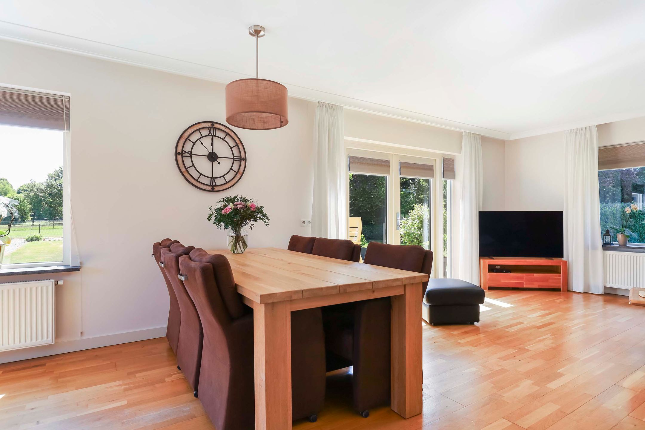 Photo 9 of Engeland 33