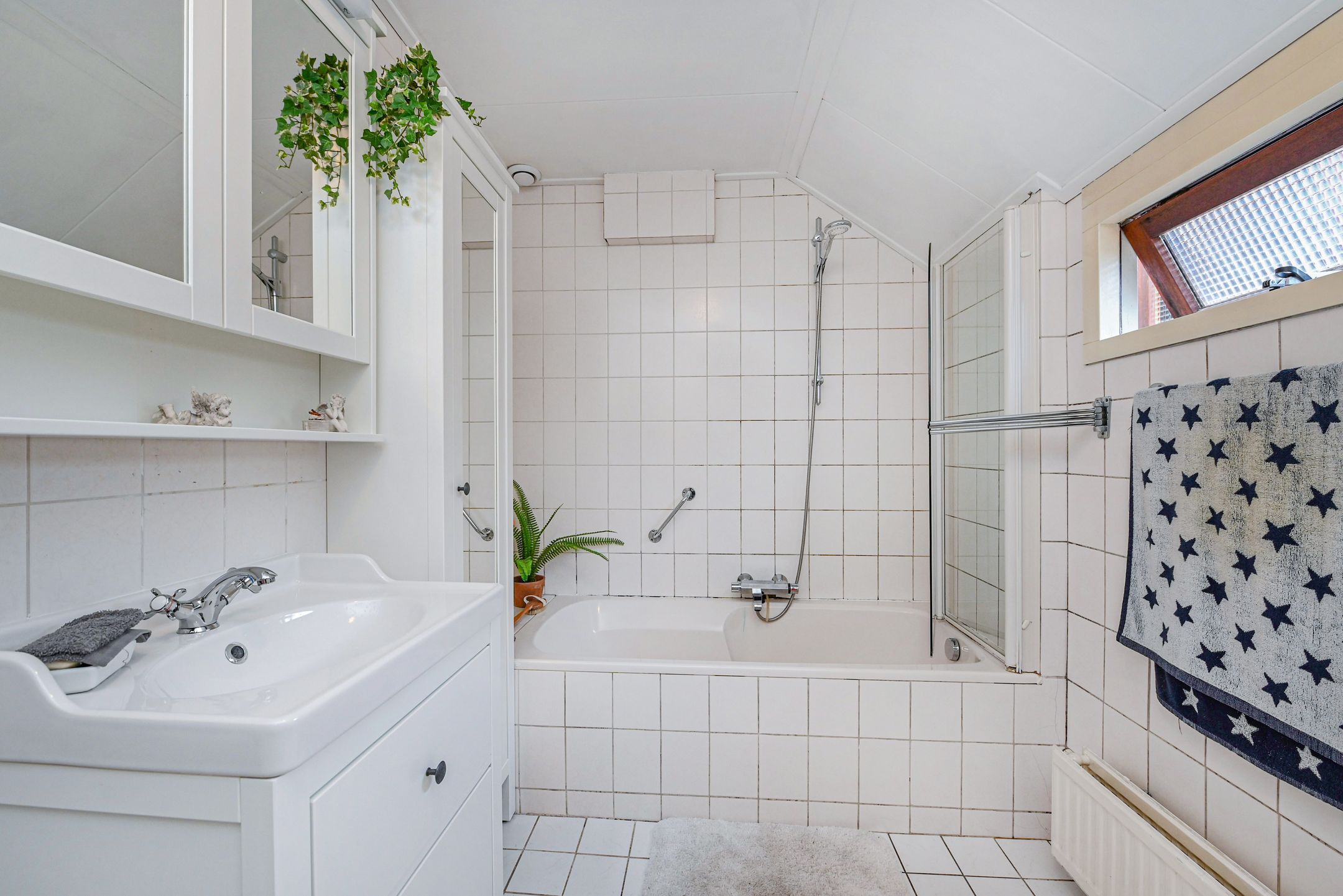 Photo 15 of John McCormickstraat 17