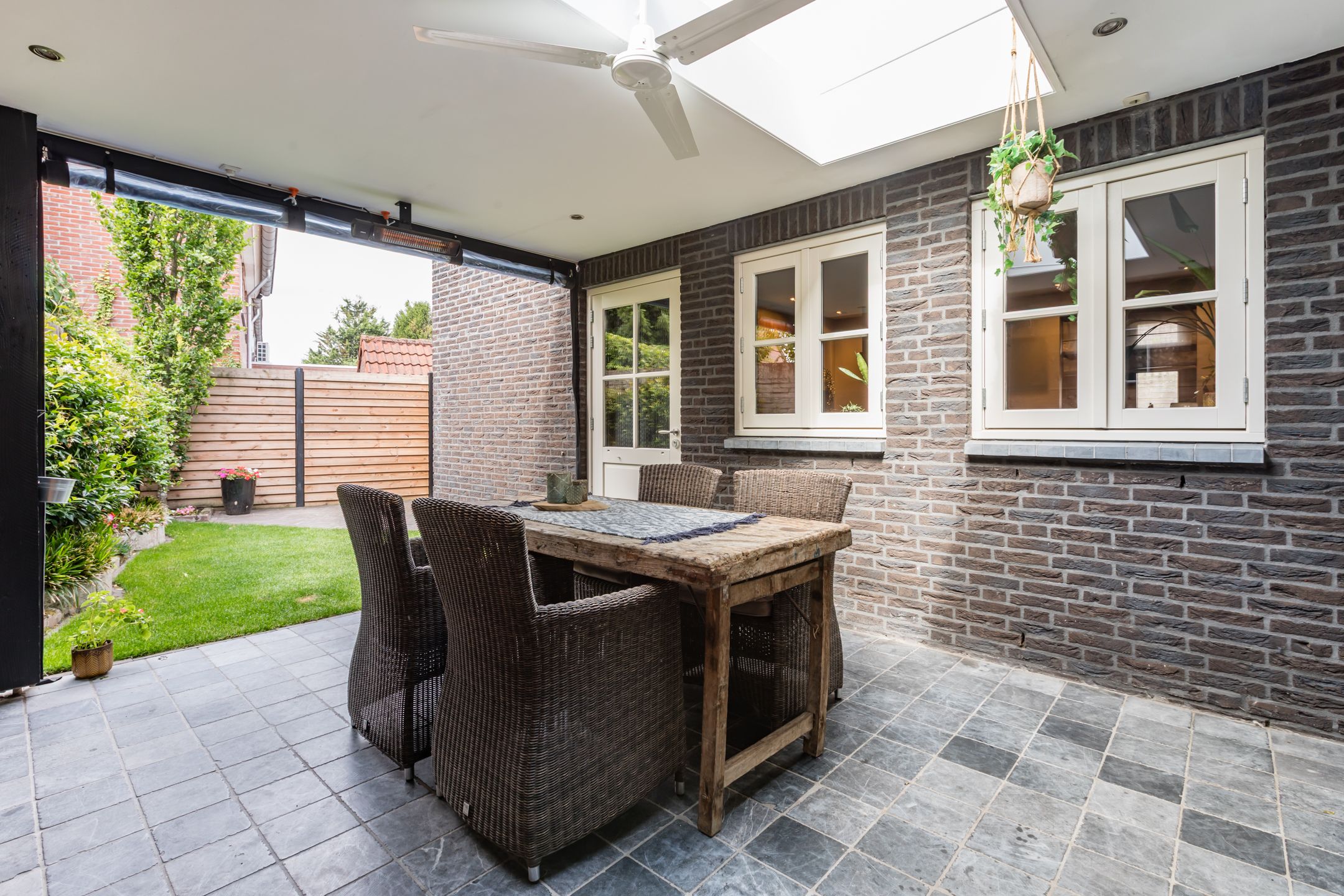 Foto 36 van Van Berghenstraat 31