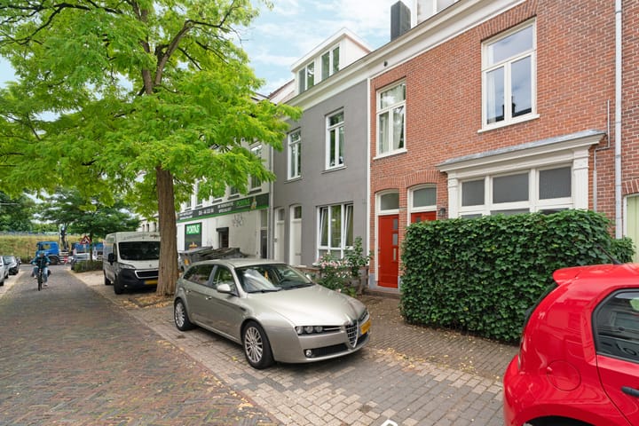 Foto 5 van Van Hasseltstraat 6-3