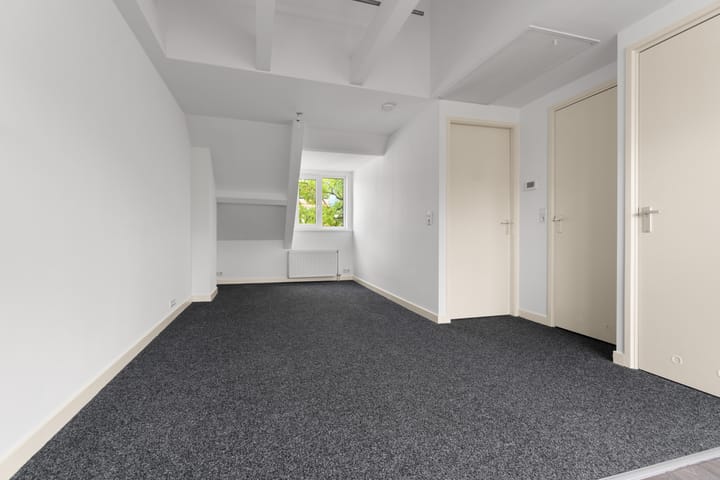 Foto 3 van Van Hasseltstraat 6-3