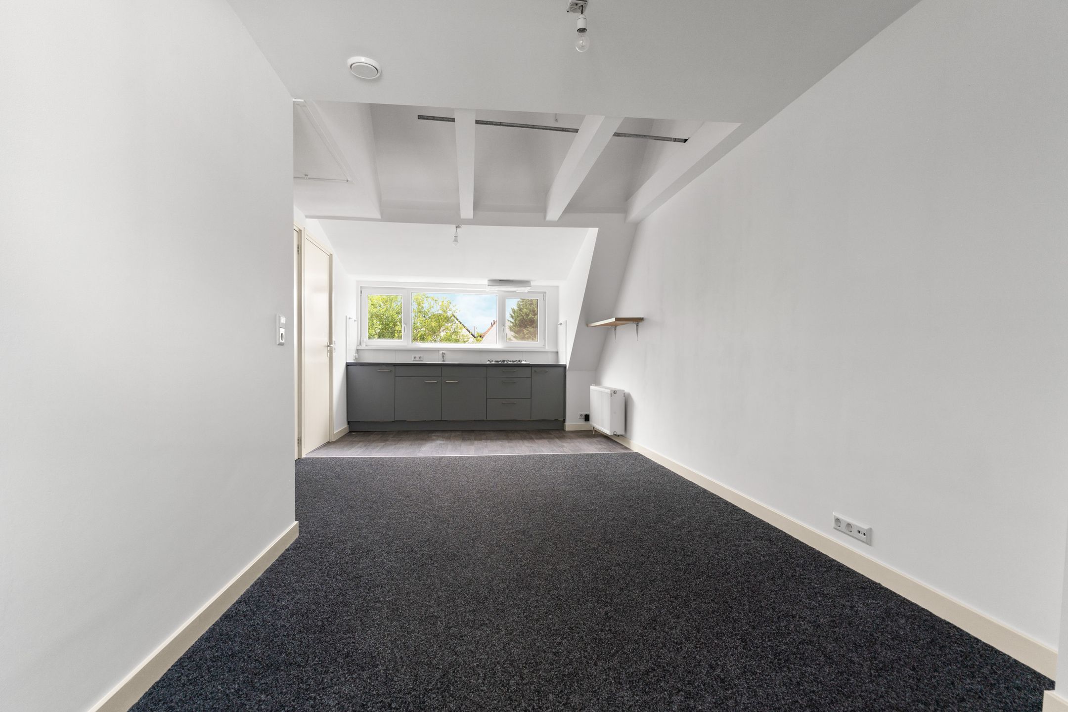 Foto 9 van Van Hasseltstraat 6-3