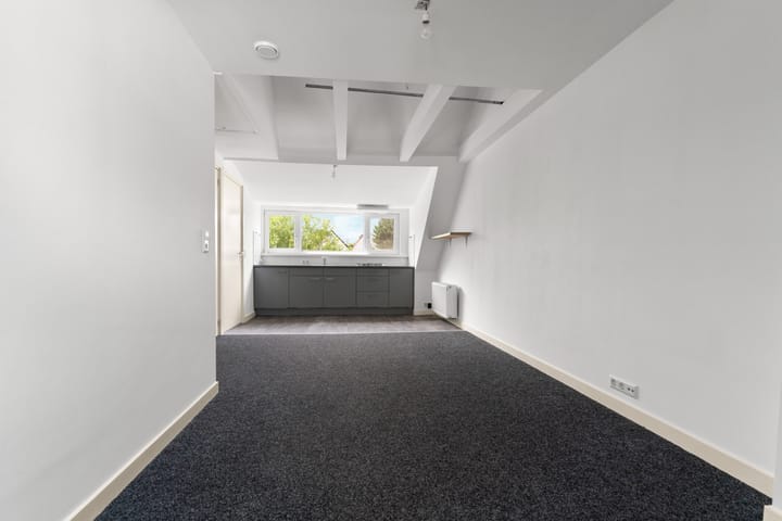 Foto 9 van Van Hasseltstraat 6-3