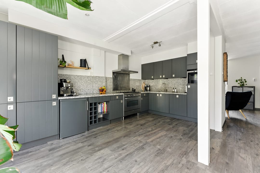 Foto 13 van Admiraal de Ruyterlaan 30