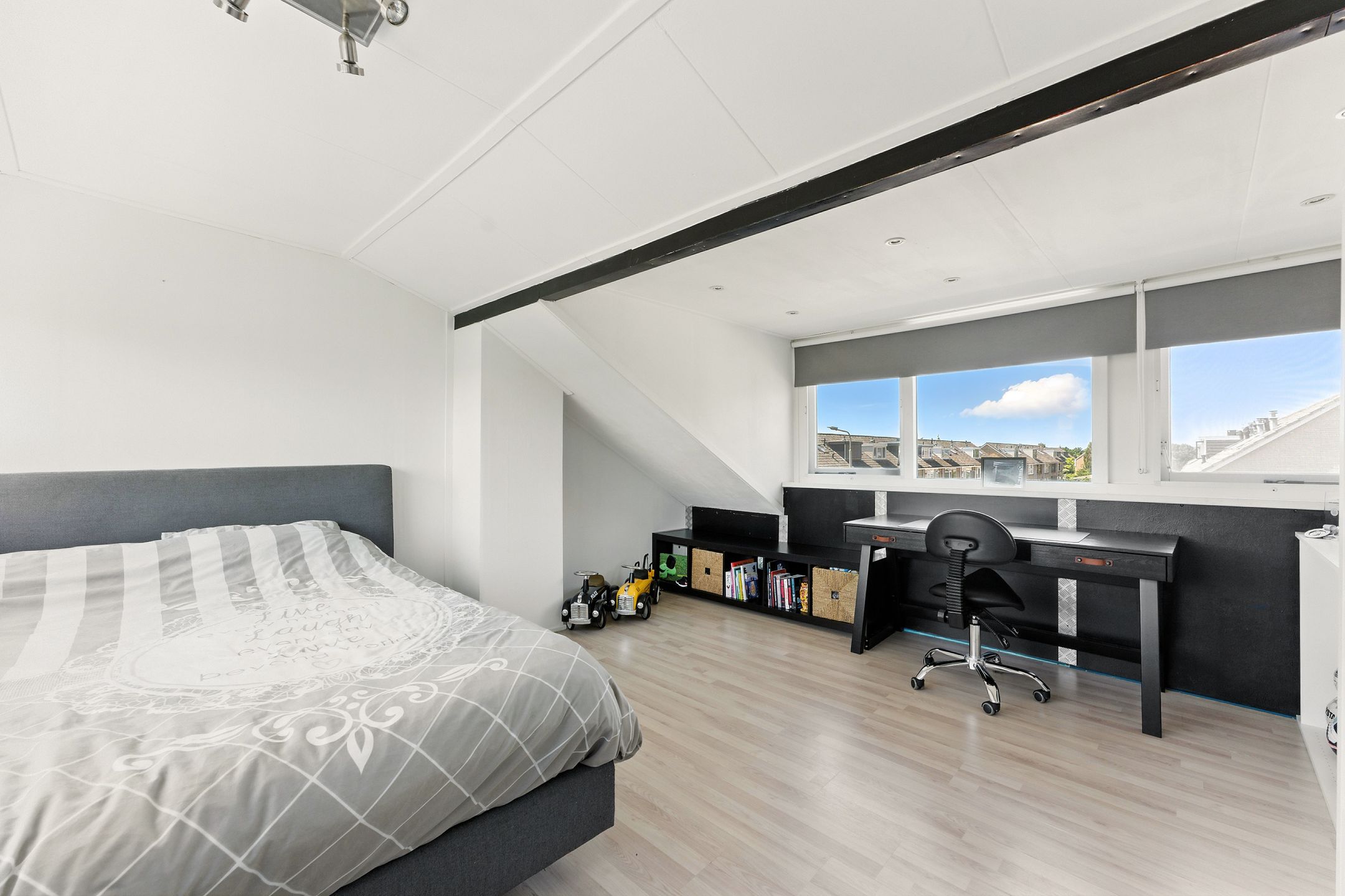 Foto 24 van Admiraal de Ruyterlaan 30