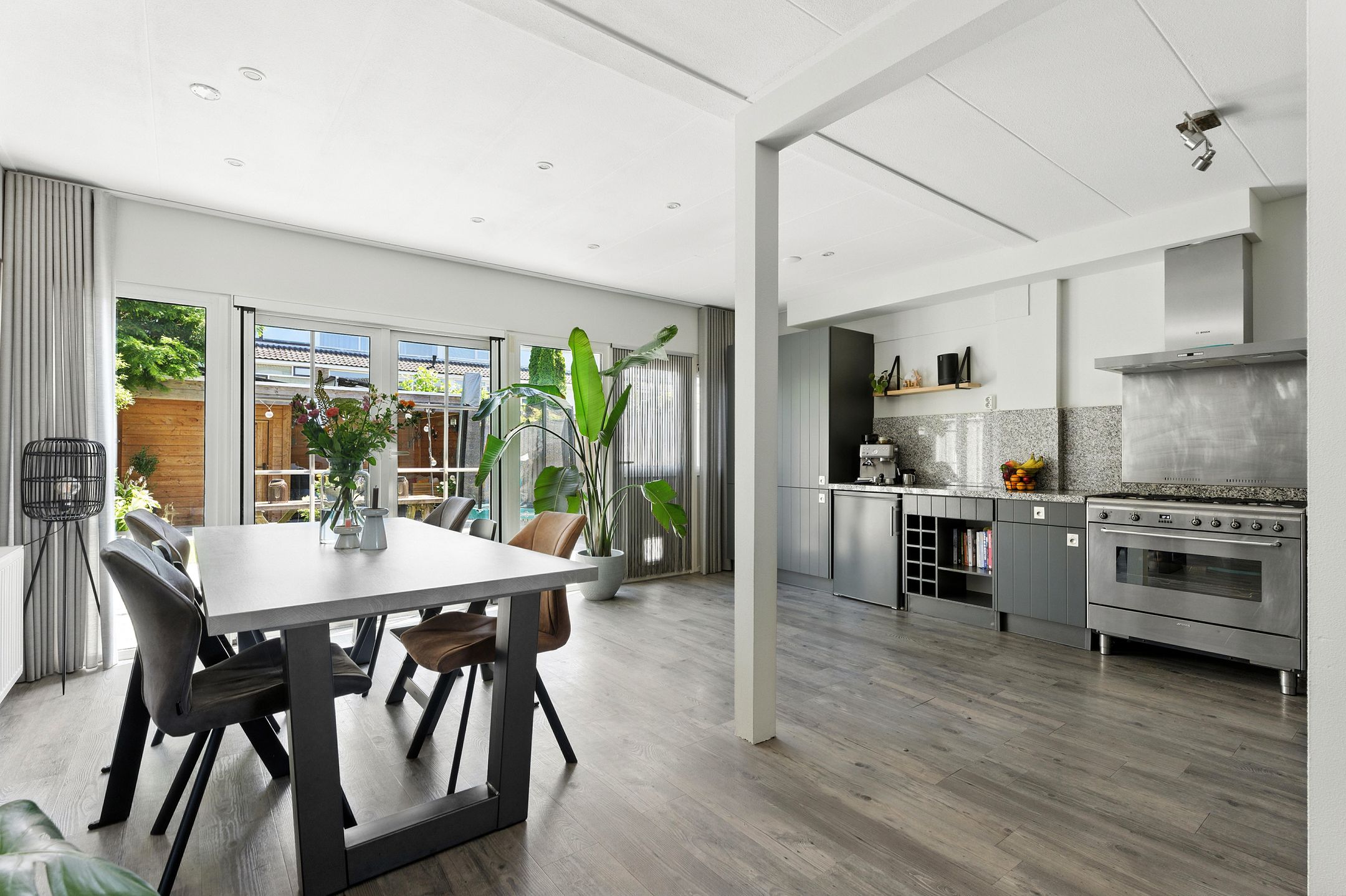 Foto 9 van Admiraal de Ruyterlaan 30