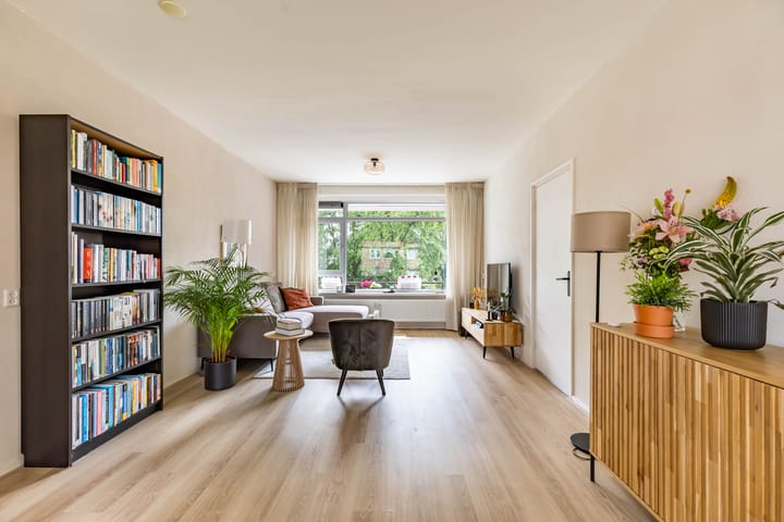 Foto 19 van Van Lenneplaan 353