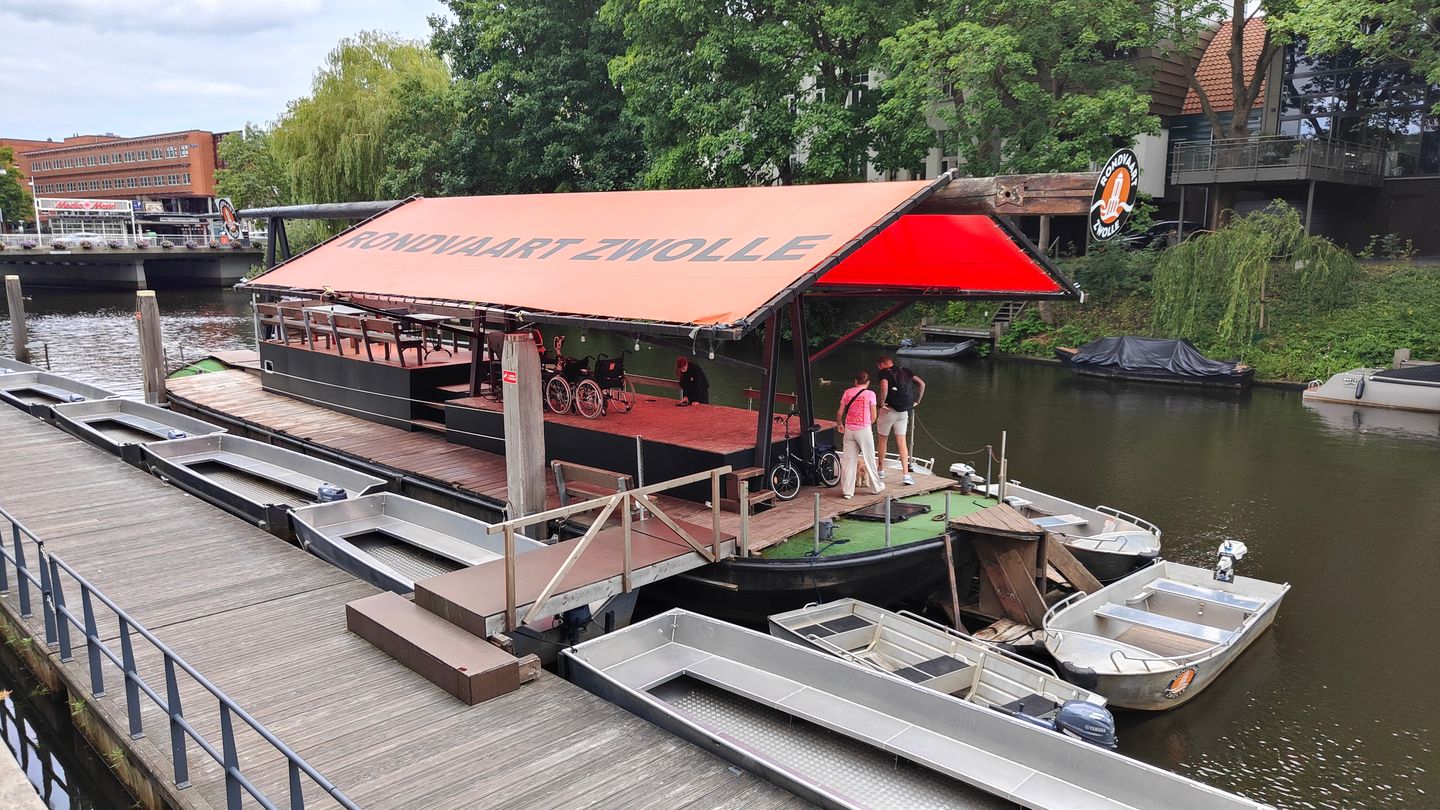 Bekijk foto 3 van Harm Smeengekade 15