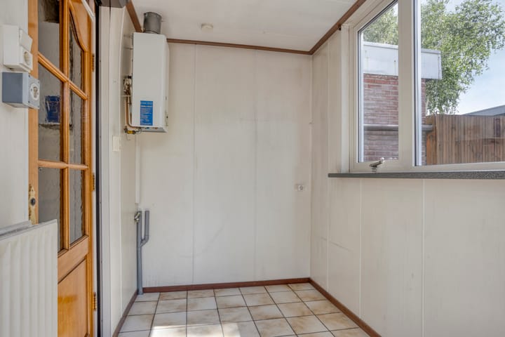 Foto 16 van Trompstraat 63