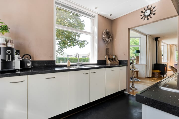 Photo 21 of Oostereind 5