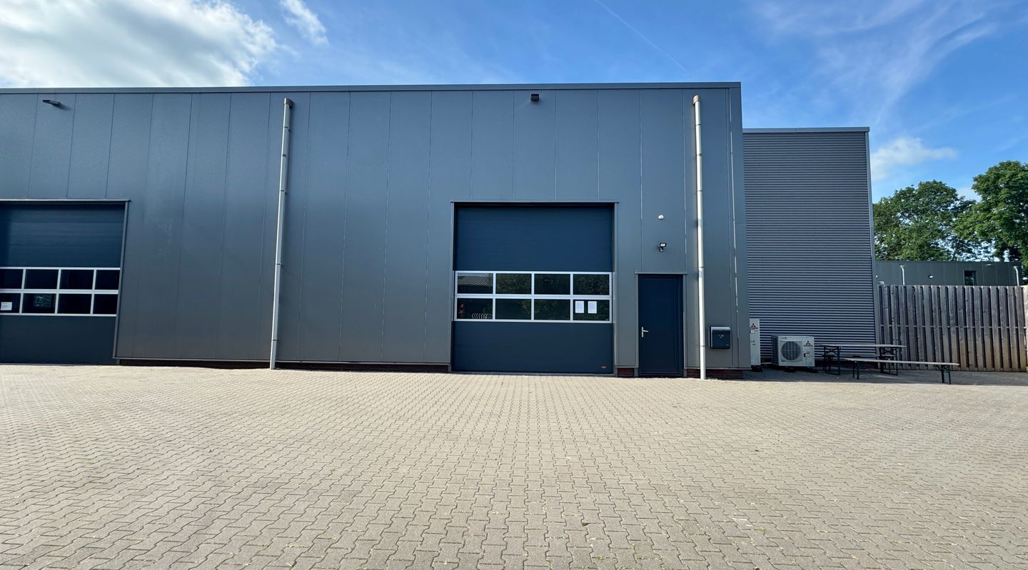 Bekijk foto 1 van Industrieweg 1-B2