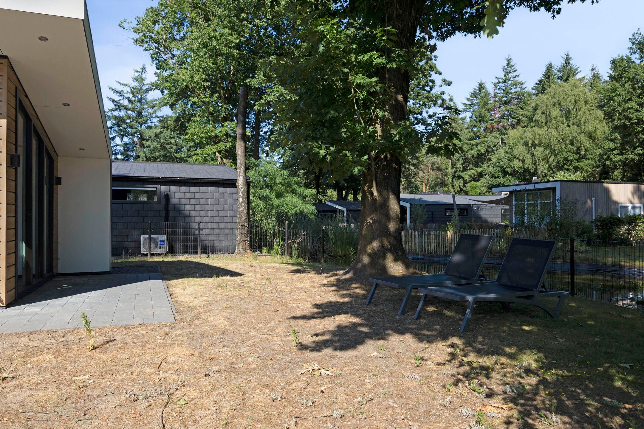 2-bedroom freehold villa in Ede — photo 5 of 5