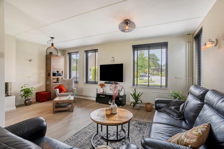 Foto 7 van Meester Theelenstraat 21