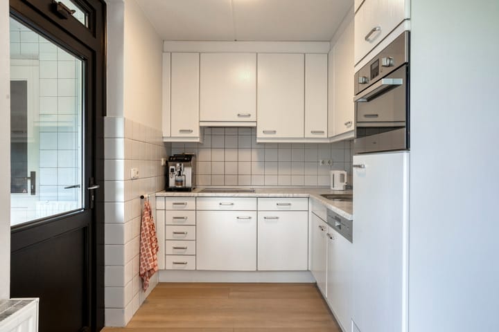 Foto 16 van Meester Theelenstraat 21