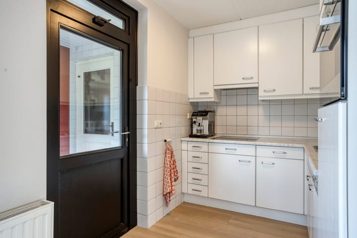 Foto 17 van Meester Theelenstraat 21