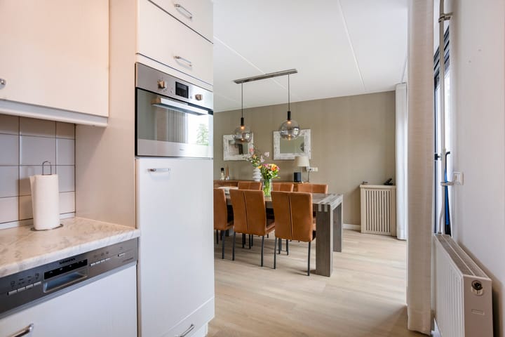 Foto 18 van Meester Theelenstraat 21