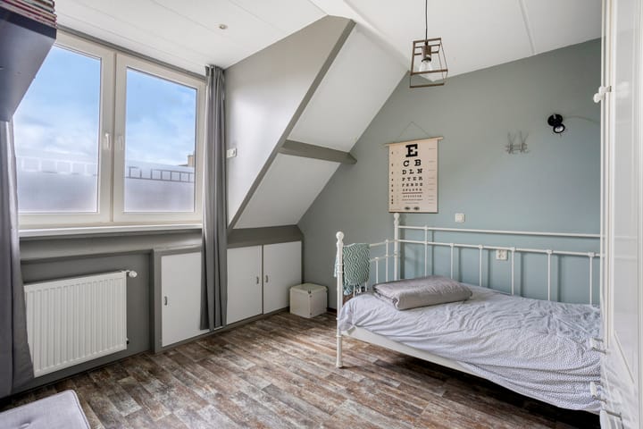 Foto 26 van Meester Theelenstraat 21