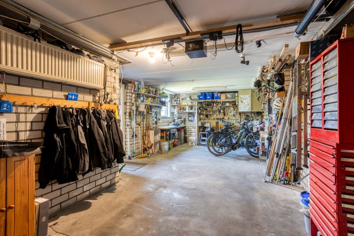 Foto 32 van Meester Theelenstraat 21