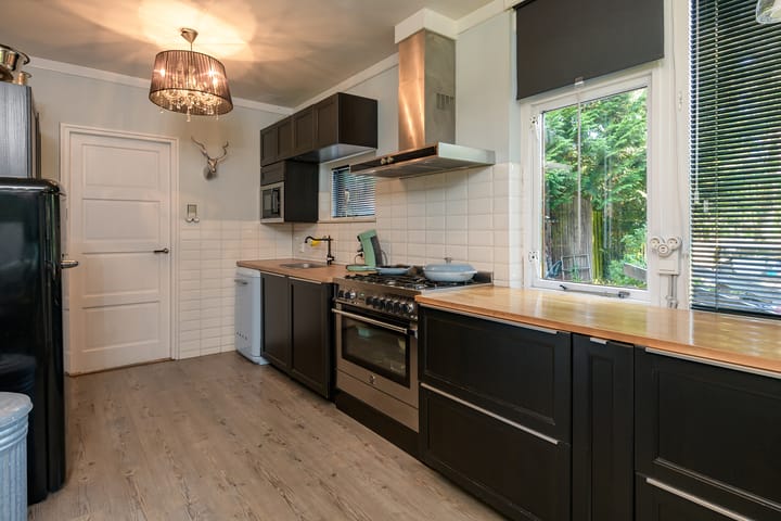 Foto 15 van Loenenseweg 93