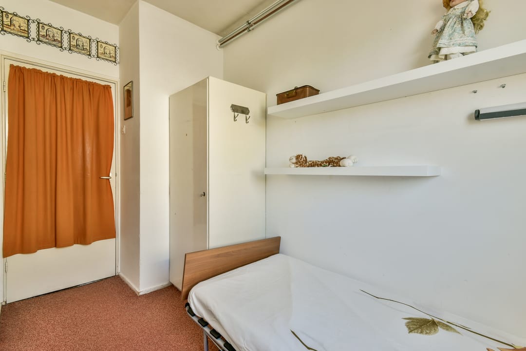 Photo 22 of de Ruyterstraat 8-F1