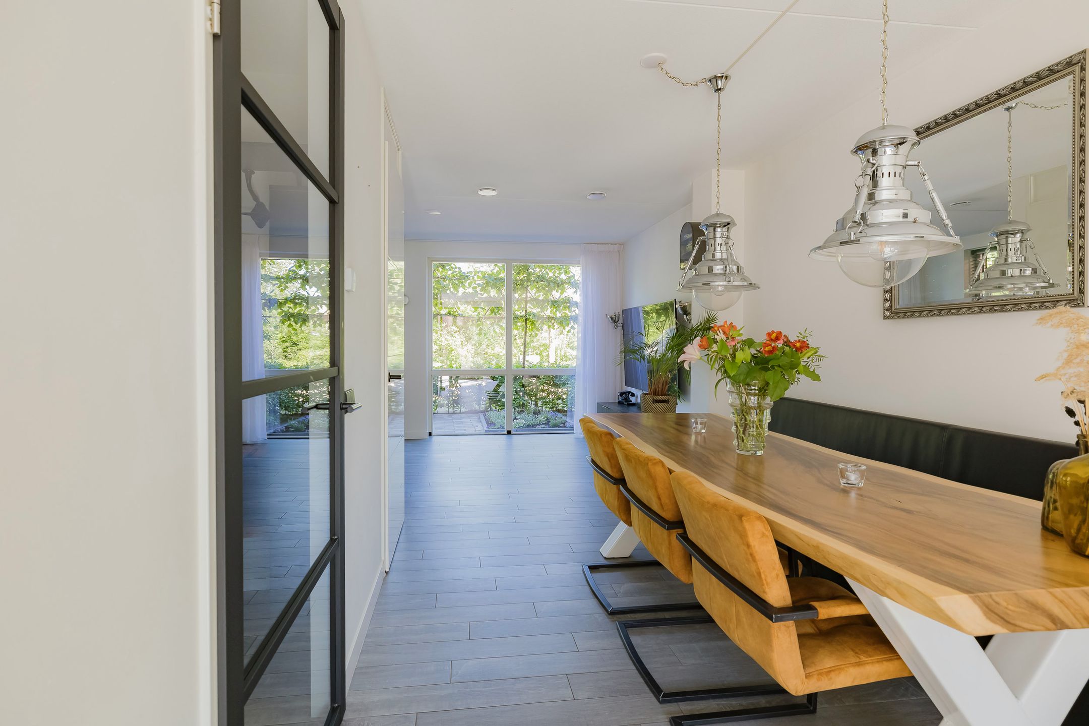 Foto 9 van Duinvlietstraat 2-A