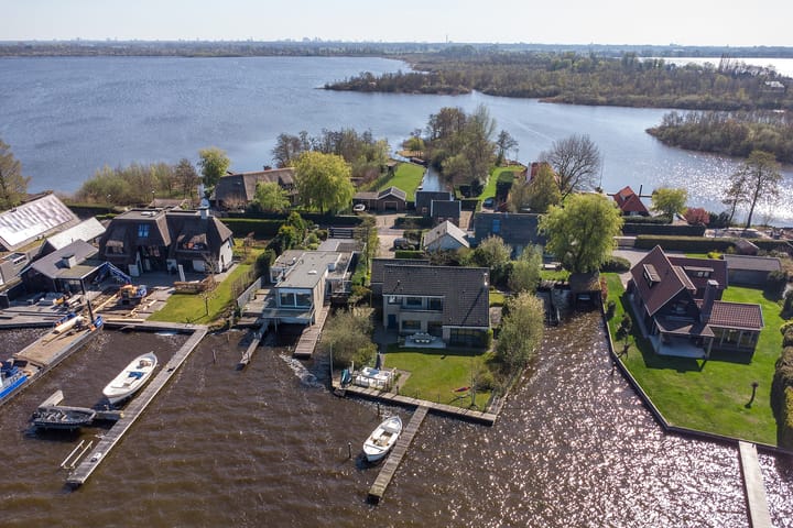 Foto 1 van Nieuw-Loosdrechtsedijk 280