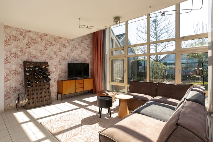 Foto 17 van Nieuw-Loosdrechtsedijk 280