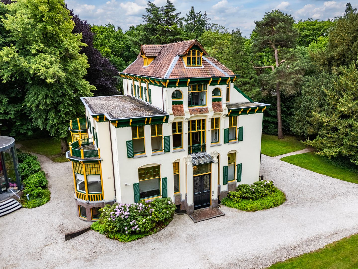 Bekijk foto 2 van Witte Kruislaan 6