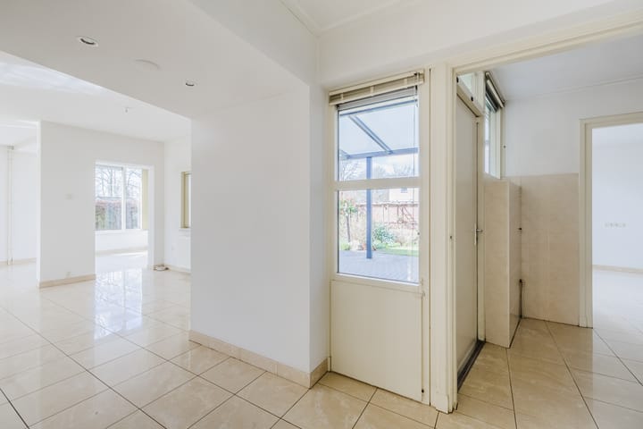 Foto 17 van Esweg 111