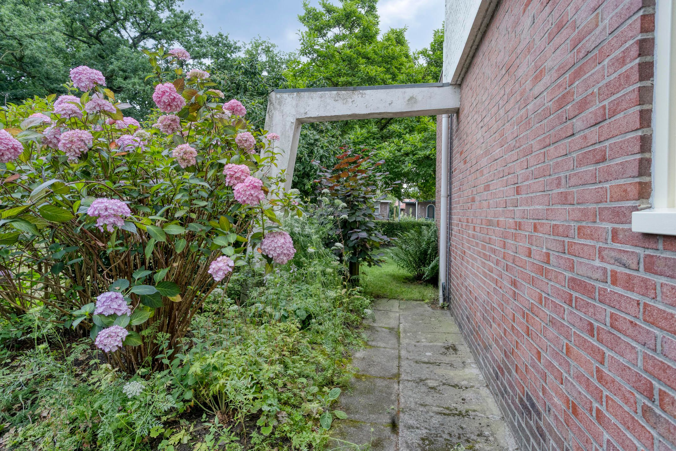 Foto 48 van Esweg 111