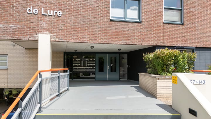 Foto 3 van Bremenstraat 137