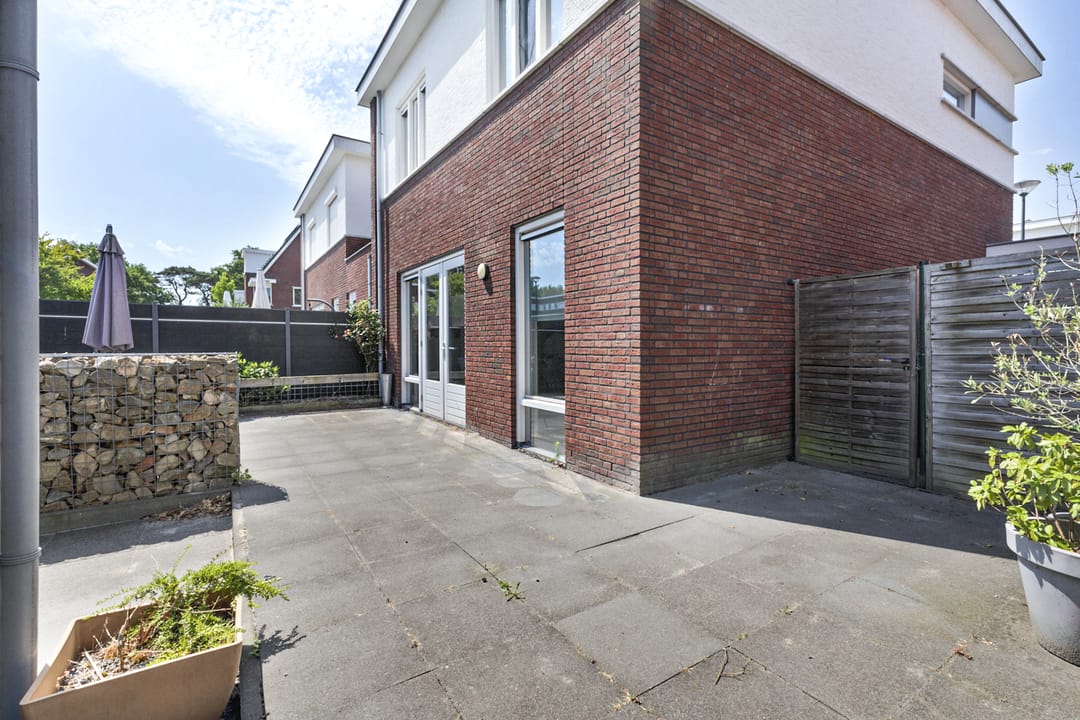 Photo 32 of Egbert van Drielststraat 4