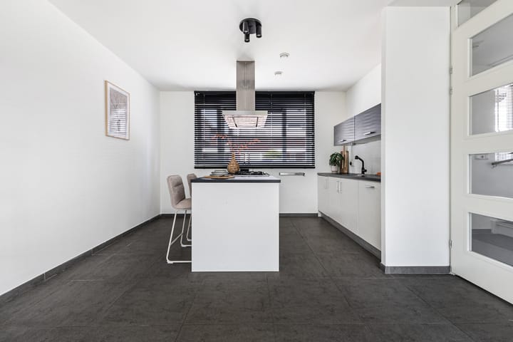 Foto 14 van Egbert van Drielststraat 4