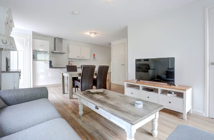 Photo 46 of Oudewei 14