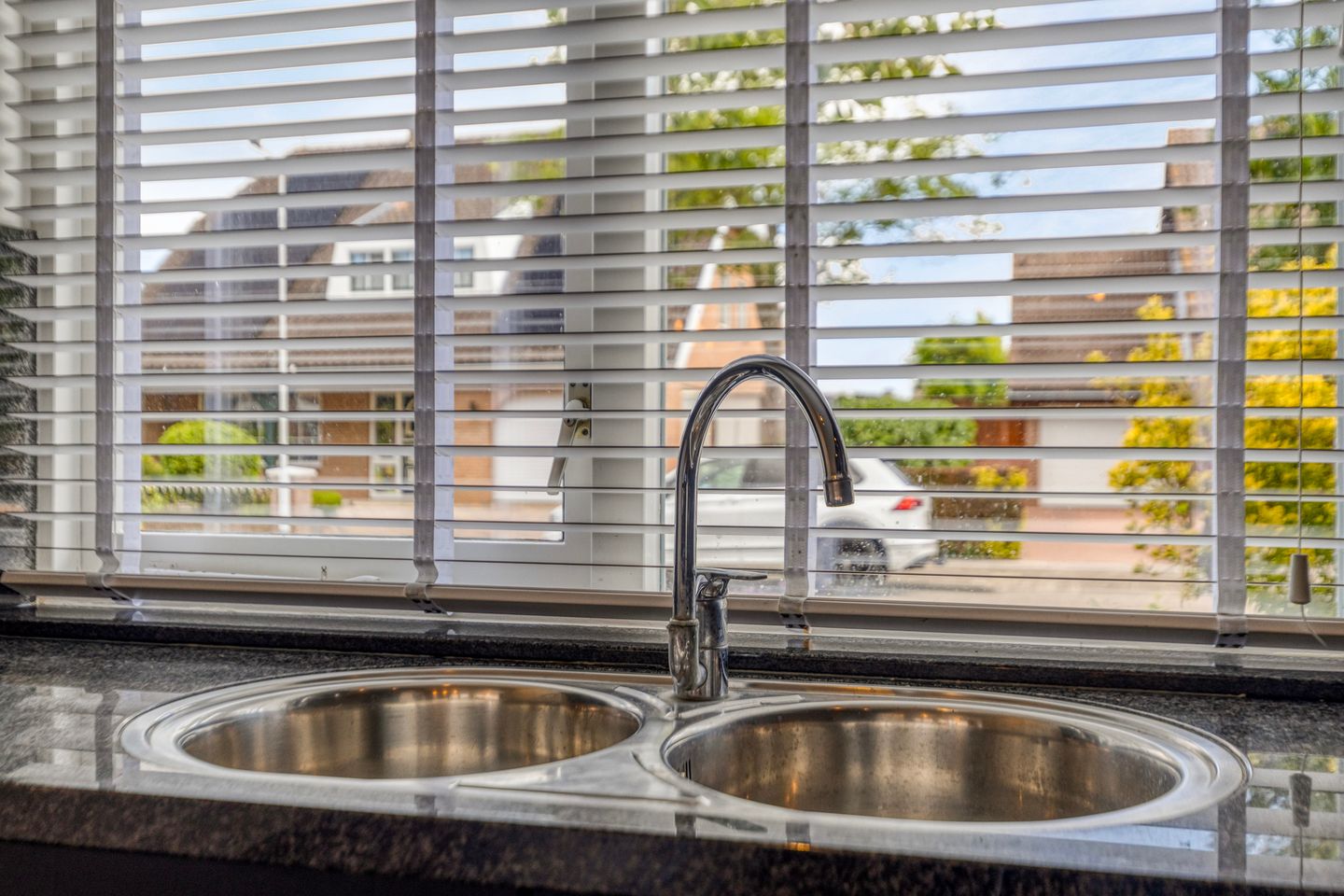 Foto 14 van Leuvenstraat 20