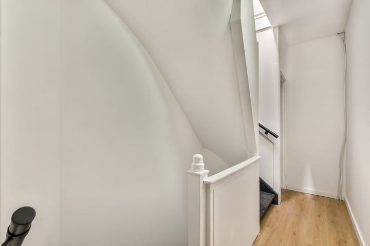 Foto 9 van Bas Jungeriusstraat 74-C